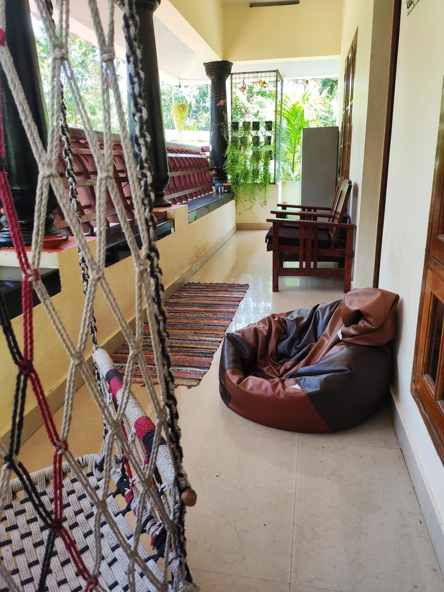 Happy Buddha Homestay Varkala Exterior photo