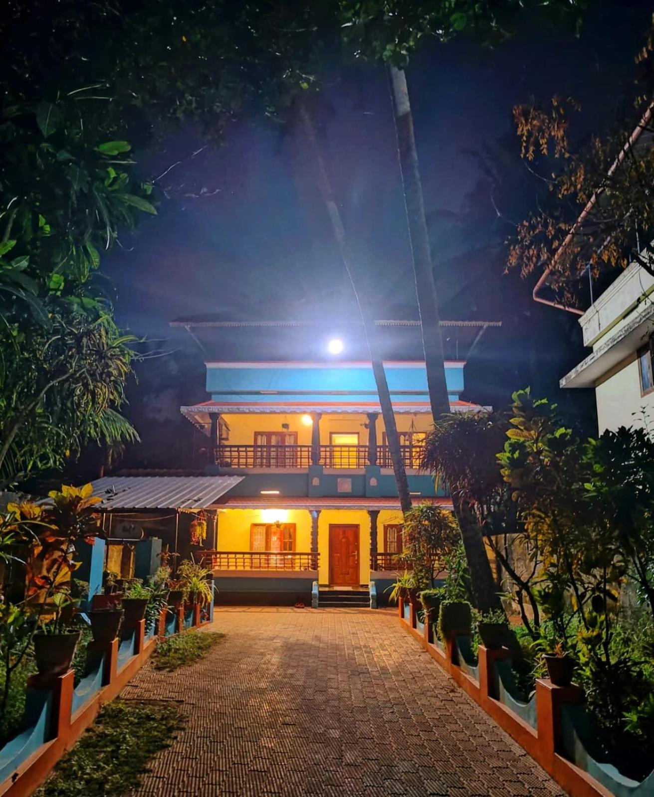 Happy Buddha Homestay Varkala Exterior photo